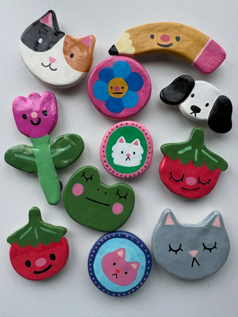 18 DIY Clay Crafts Ideas: Easy Rings, Dishes, Keychains, and More 9 carolinefriendart 1782405910 768x1024 1