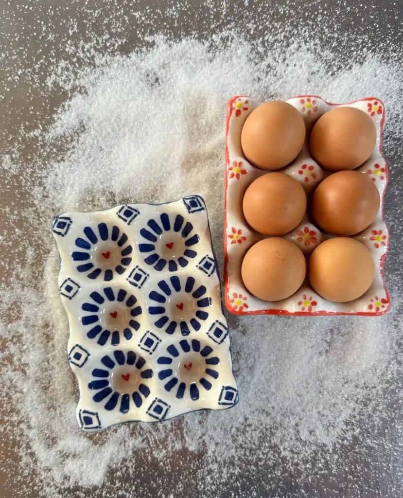 10 DIY Clay Egg Tray Ideas That Look So Chic 10 claycafe paarl 1771480817 3