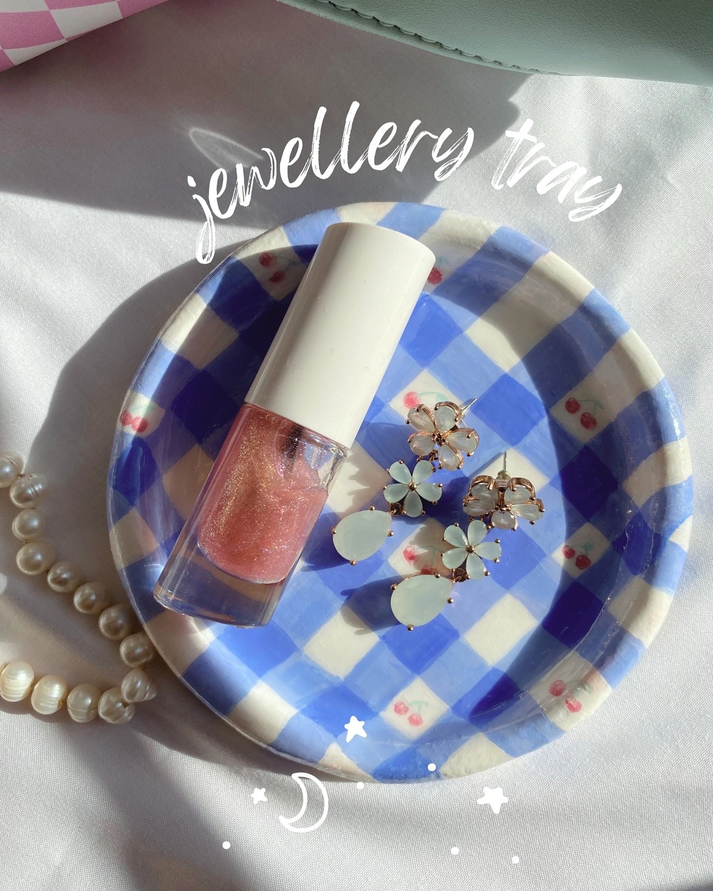 DIY Clay Jewelry Dish: 13 Ideas That Look So Chic 2 claypaperplanestudio 1722430080