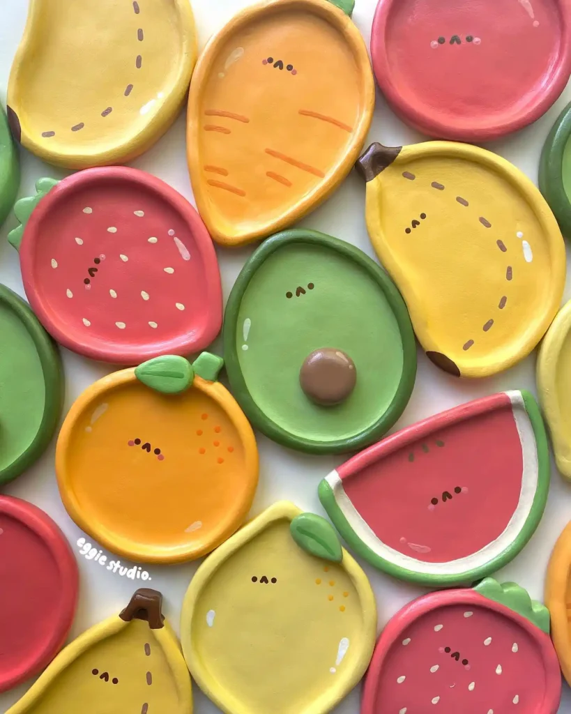 DIY Clay Tray: 11 Ideas You'll Actually Want to Make 2 eggiestudio.co 1688848732