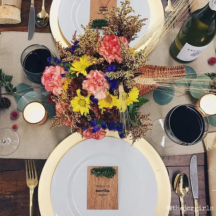 16 DIY Cornucopia Ideas That Turn a Basic Basket Into the Star of Your Fall Table 5 itsbyu 1479831823