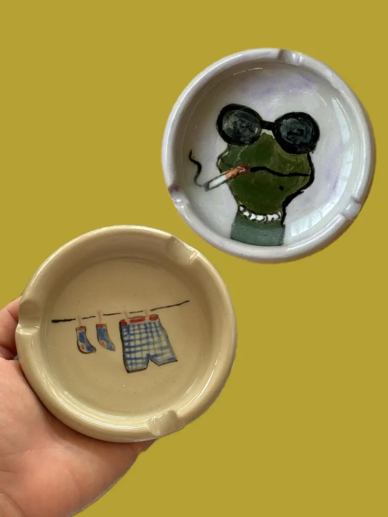 17 DIY Clay Ashtray Ideas That Look Way Too Good to Hide in a Drawer 10 kamomata ceramics 1753730769 768x1024 1
