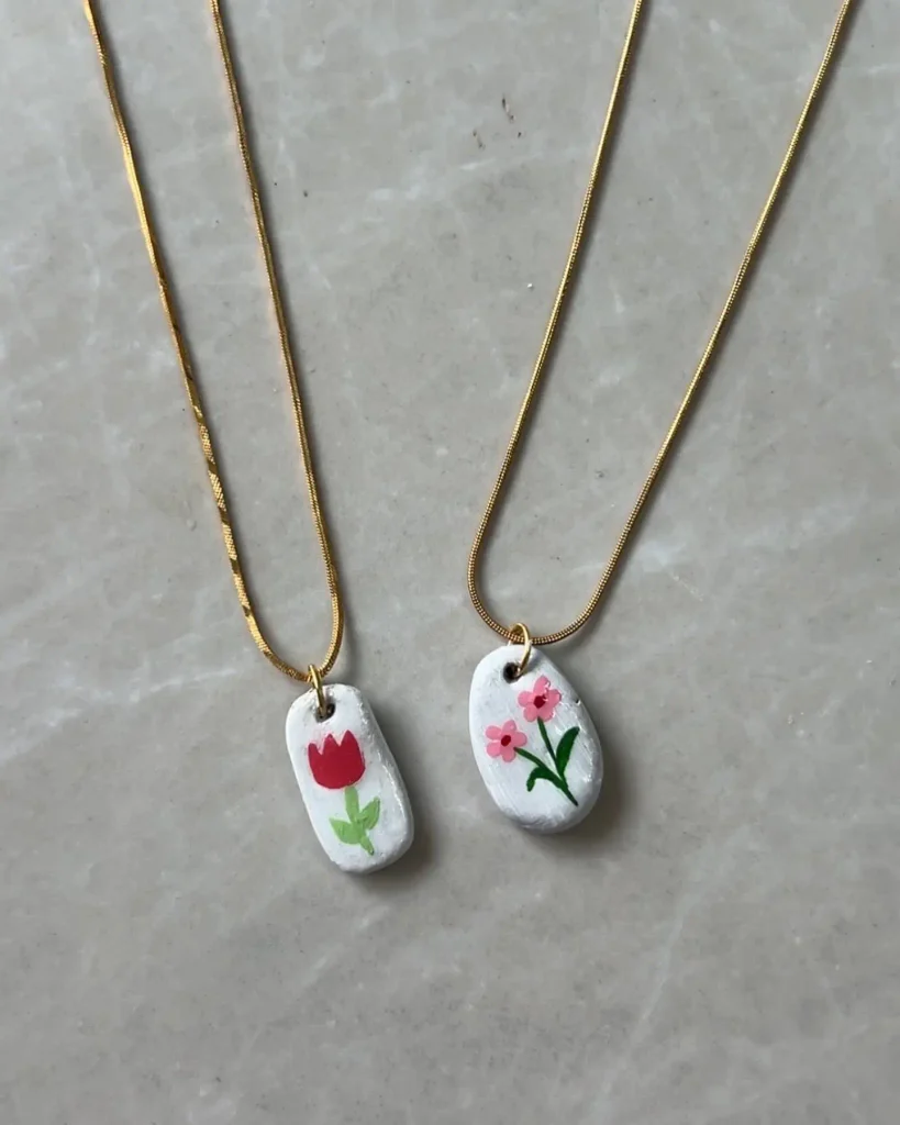 18 DIY Clay Crafts Ideas: Easy Rings, Dishes, Keychains, and More 6 prettypaintsbym 1727278373