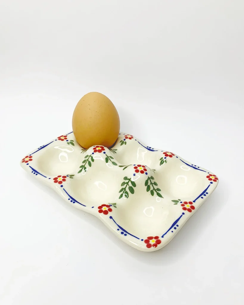 10 DIY Clay Egg Tray Ideas That Look So Chic 4 rosephelius 1740791098